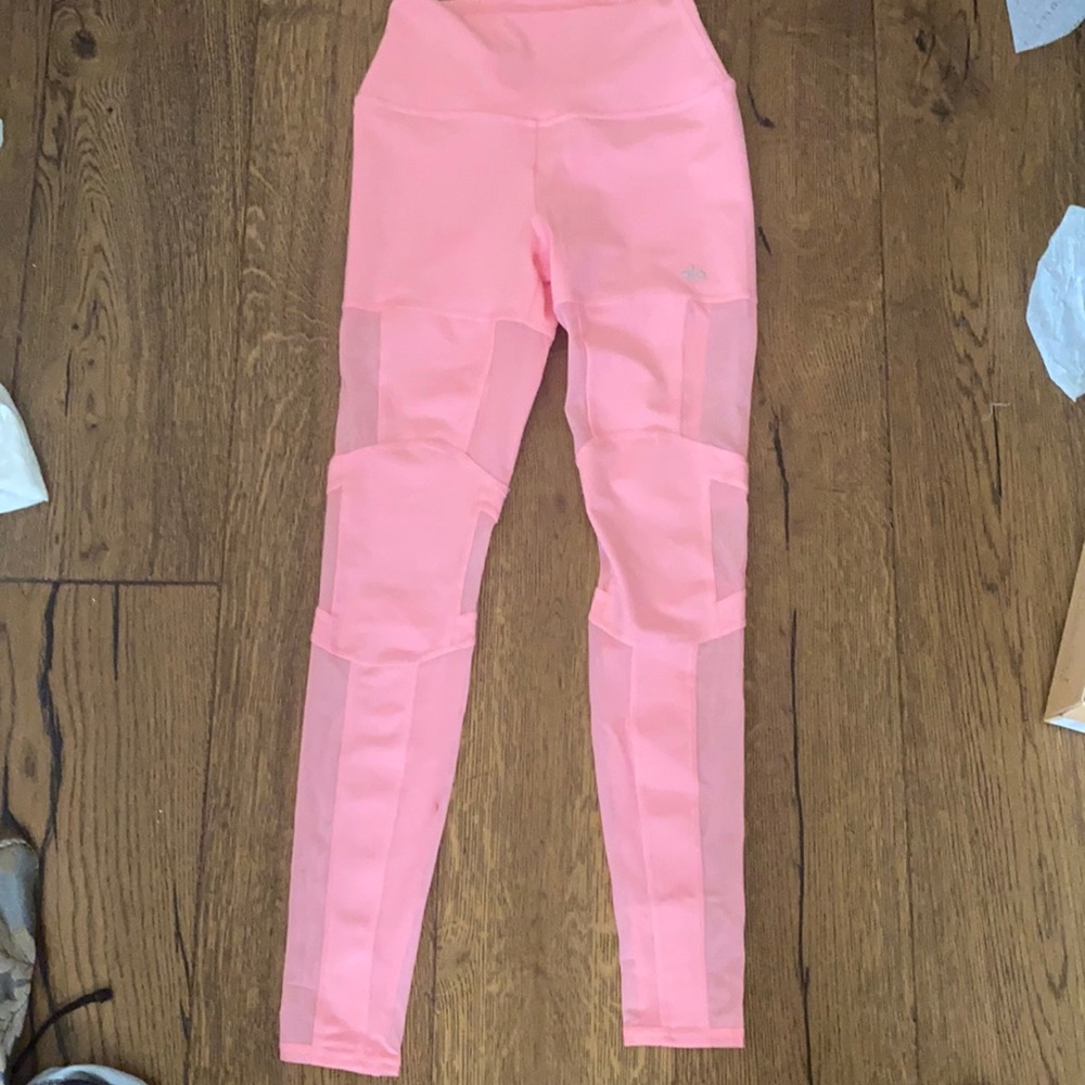 ALO Flamingo Legging